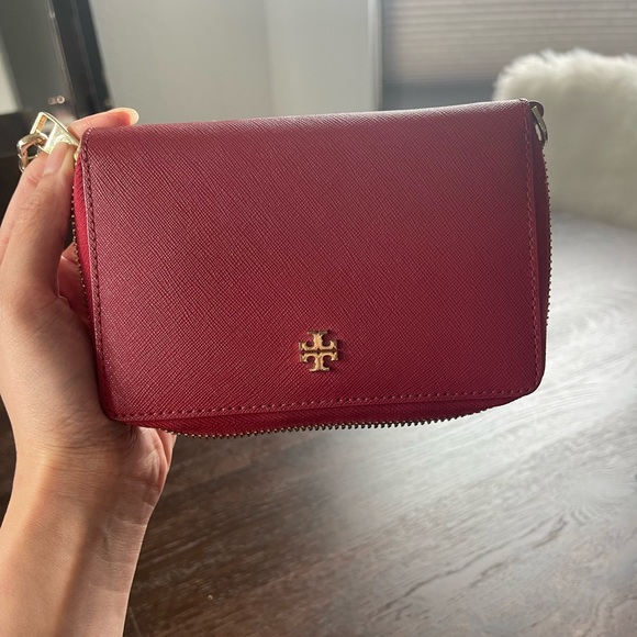 Tory Burch Red Leather Wristlet - Picture 7 of 8
